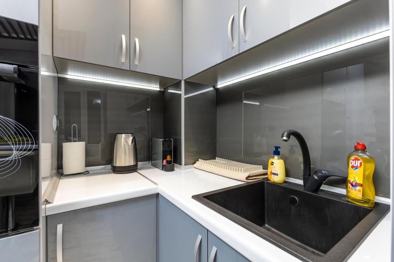 Modern 1Bd Flat With A Parking Near The City Centre By Flat Mаnager Plovdiv Extérieur photo